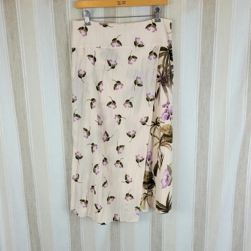 Vince Tropical Garden‎ Satin Skirt in Pale Alder Size 10